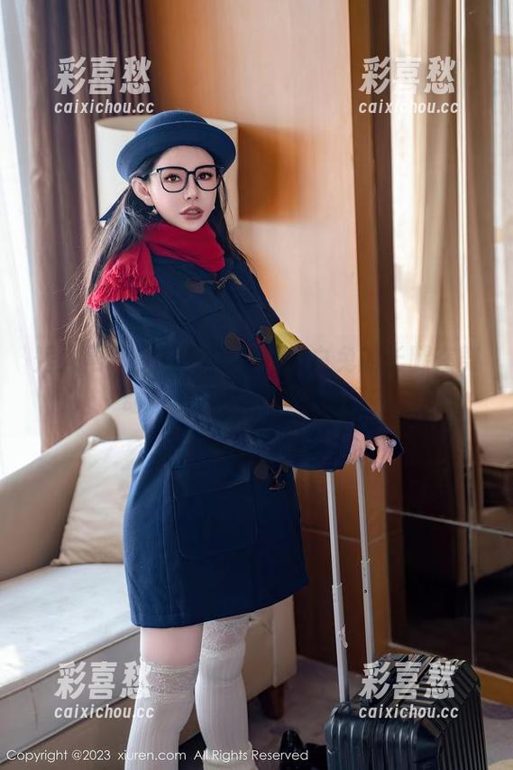 秀人网-西希白兔 秀人网 - 美图锁定,西希白兔的长腿在舞动,是我想的那种舞吗?