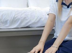 绮梦摄影 - 听说安吉拉的网盘里有无修无水印的宝藏,快去下载,提前锁定你的重点!