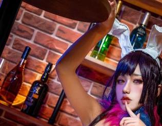 充满白色的芊川一笑MNK合集,竟让我产生了联想…