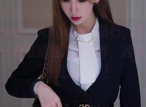 花漾show - Angela小热巴,高清秘书档案——你敢给我汇报工作,我就敢给你“网红造型”!