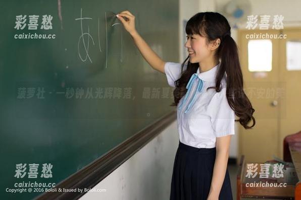 菠萝社-夏美酱 菠萝社 - 一秒钟从光辉降落,最新夏美酱作品带来些许不安的美。