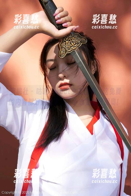 蜜桃社 - 咕噜Sweet女友图集，这免费的内容都好几层了，不小心变得好深奥！