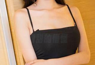 语画界 - 李丽莎的女孩写真,套图里有种甜甜的懵懂