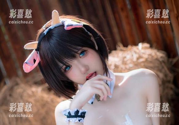 阿薰kaOri 短裙与无圣光,阿薰kaOri带我们走一段不寻常的写真旅程,扎心到不行。
