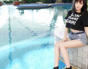 青豆客 - 最新热辣！汪佩妮和服套图，究竟哪套更撩，你来选？