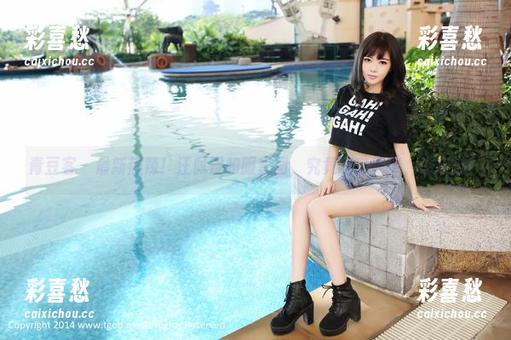 青豆客 - 最新热辣！汪佩妮和服套图，究竟哪套更撩，你来选？