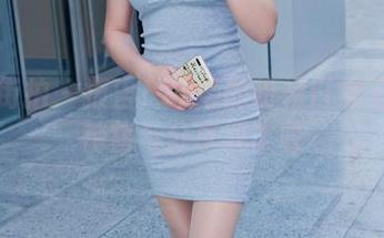 魔镜街拍 - 报告!婷婷的粉裙日常工况:销售与分享双丰收